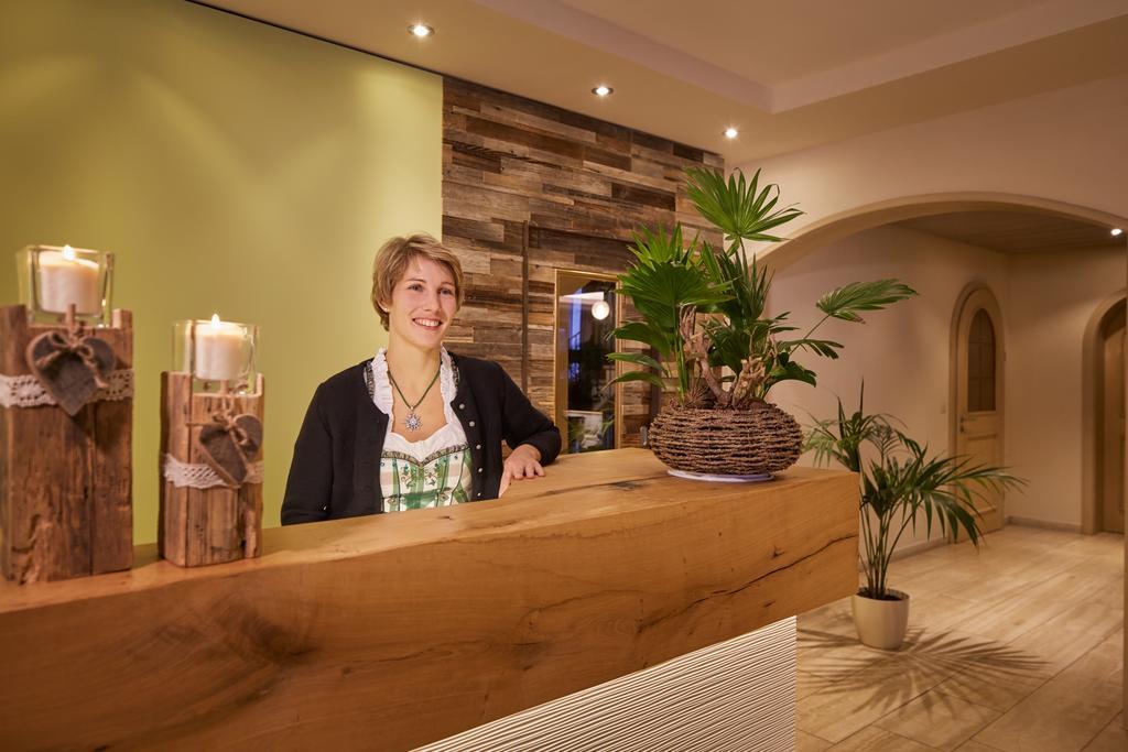 Seewald Hotel Konradshof מראה חיצוני תמונה